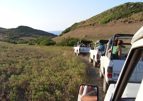 Jeep safari Minorca, jeep tour Minorca, jeep excursion Minorca