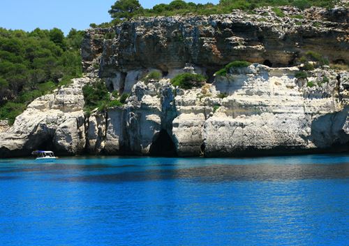 Boat trips Minorca, boat excursions Minorca, boat guided tours Minorca, boat guided visits Minorca